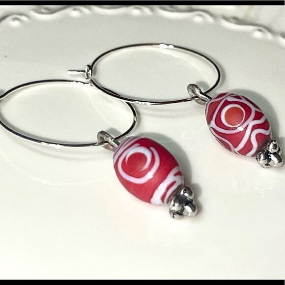 HANDCRAFTED dainty silver-tone & Polymer Clay earrings - Picture 1 of 12